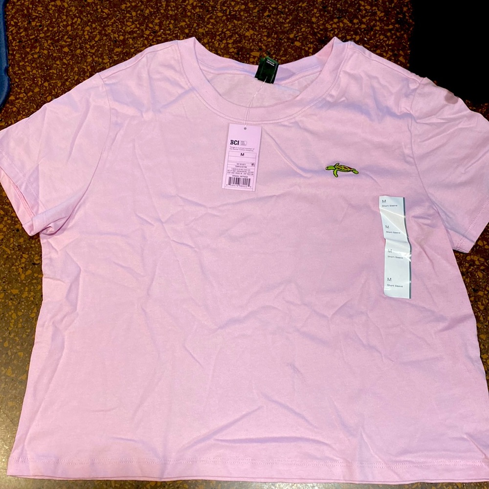 Purple cropped T-shirt